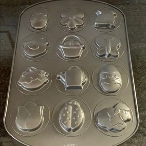 Wilton Easter/Spring Cookie mold